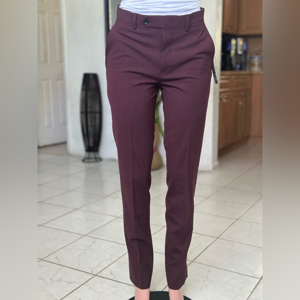 Bar III Women's Skinny Pants in Rich purple.L But fits medium